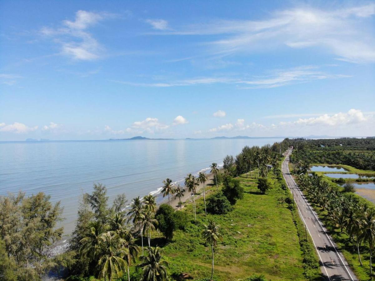 The Chevalley Beach Resort Satun Exterior photo