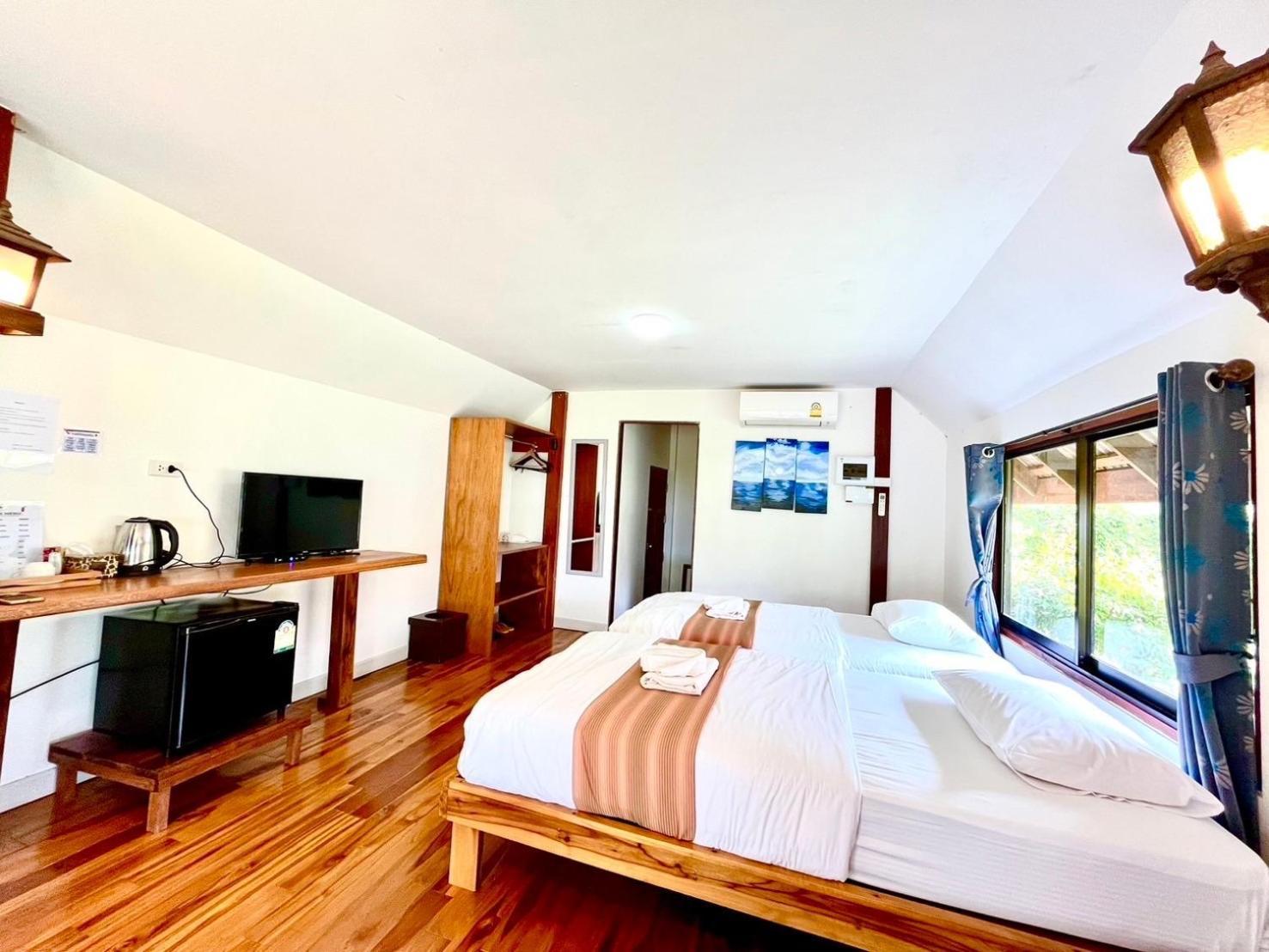 The Chevalley Beach Resort Satun Exterior photo